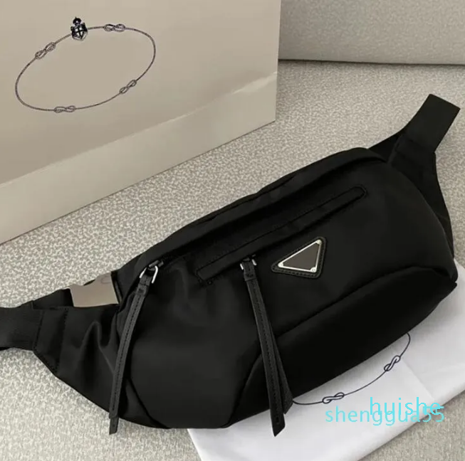 Triangle Designer Waist Bags Black Fanny Packs Men Bug Bag Womens Chest Bags High Quality Luxury Designer Bag 55
Triangle Designer Waist Bags Black Fanny Packs Men Bug Bag Womens Chest Bags High Quality Luxury Designer Bag 55