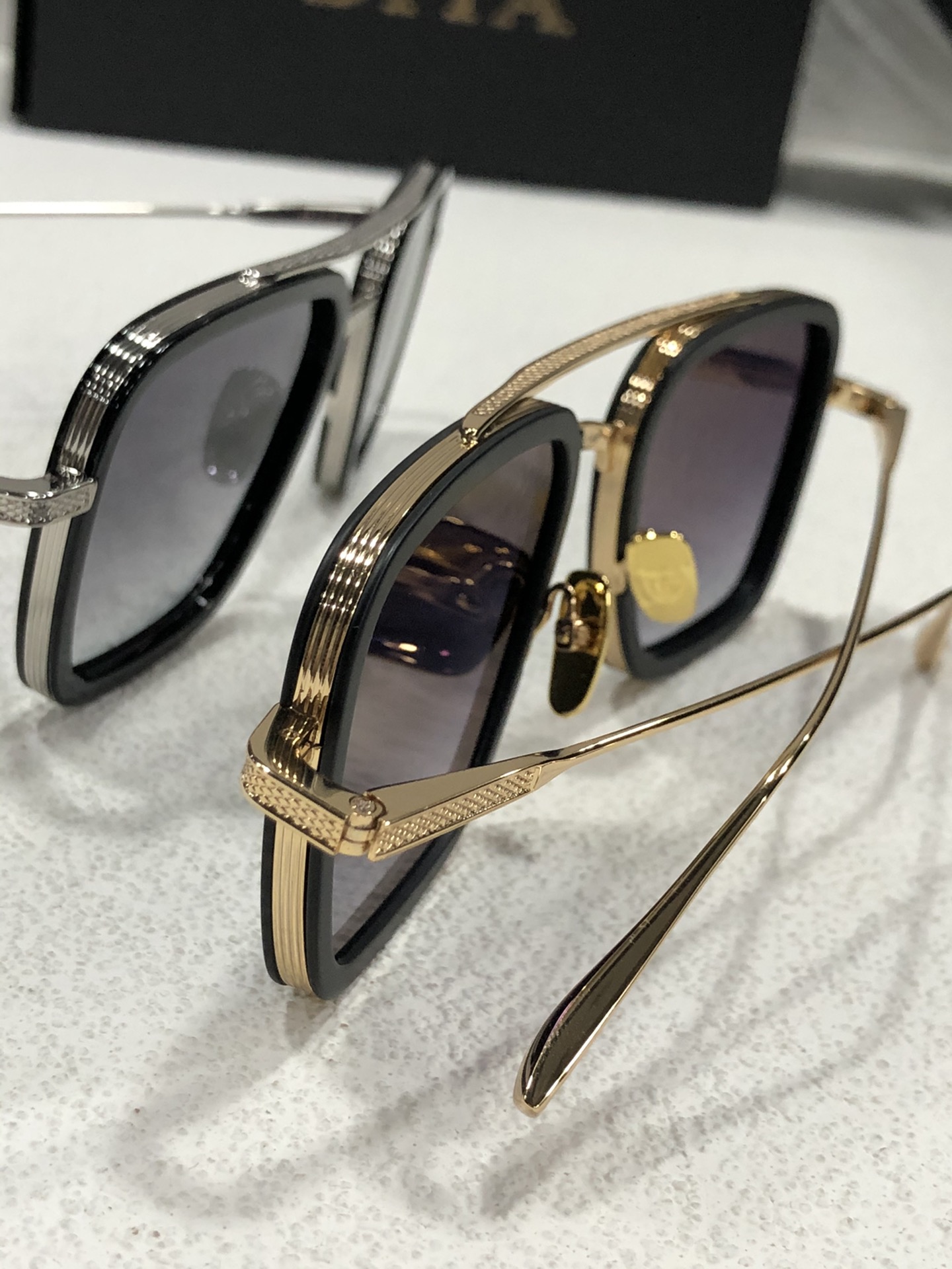 DITA Sunglasses for man A DITA FLIGHT 006 Designer Sunglasses fashionable retro luxury brand eyeglass Fashion design women sunglasses Metal
DITA Sunglasses for man A DITA FLIGHT 006 Designer Sunglasses fashionable retro luxury brand eyeglass Fashion design women sunglasses Metal