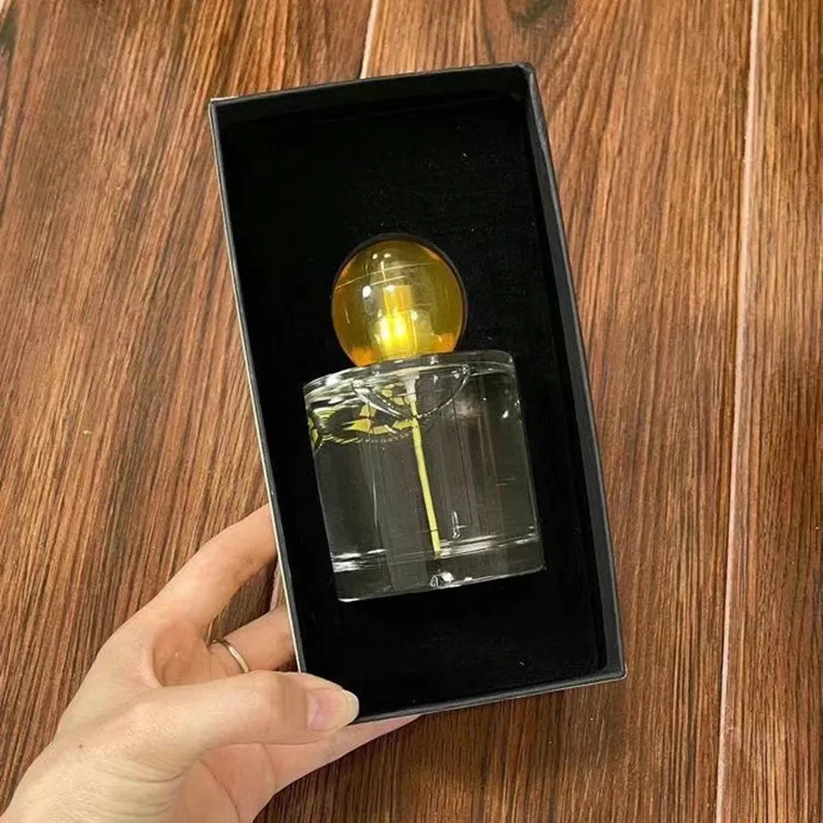 Perfumes Fragrances Women Perfume Set Q Version Spray Suit 5ml 4 pieces EDP Floral Fruity Fragrance charming smell
Perfumes Fragrances Women Perfume Set Q Version Spray Suit 5ml 4 pieces EDP Floral Fruity Fragrance charming smell