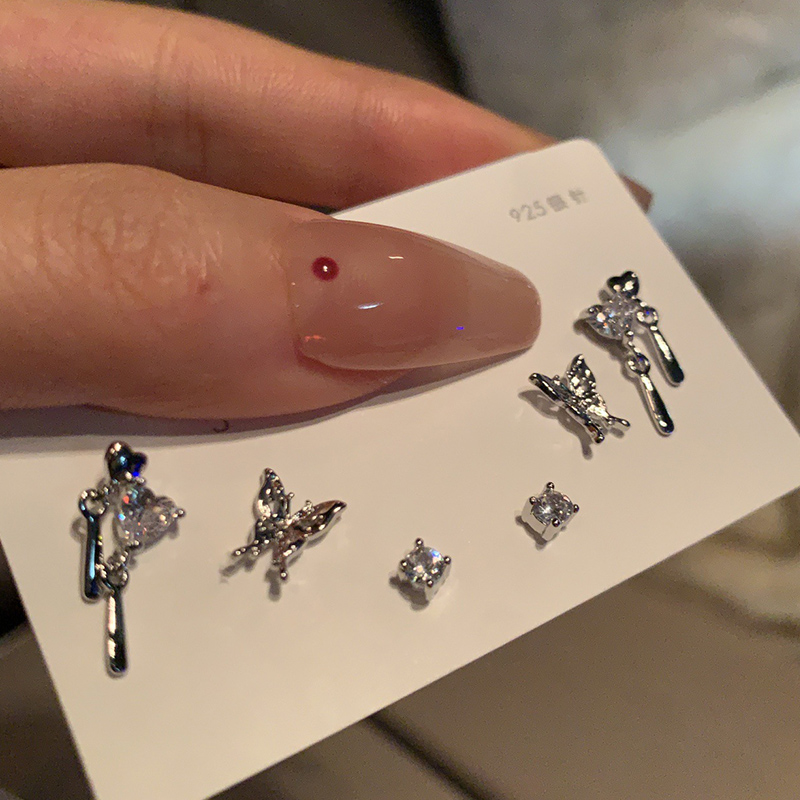 KADRUFI 6Pcs/set Women Silver Color Rhinestone Butterfly Stud Earrings Y2K Korean Fashion Punk Earring Stud Jewelry Sets Gift
KADRUFI 6Pcs/set Women Silver Color Rhinestone Butterfly Stud Earrings Y2K Korean Fashion Punk Earring Stud Jewelry Sets Gift