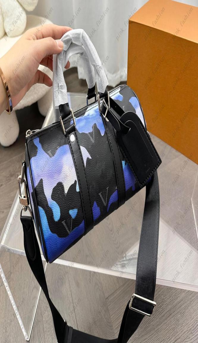 Large Capacity Duffel Bags Keepall Travel Bags Outdoor Leather Plain Print Flower Letter Tote Designer Women Mens Luggage Bag 5 St1045869, Sky blue
Large Capacity Duffel Bags Keepall Travel Bags Outdoor Leather Plain Print Flower Letter Tote Designer Women Mens Luggage Bag 5 St1045869, Sky blue