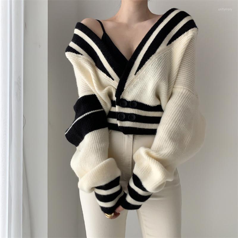 Women' Jackets Patchwork Coat For Women V Neck Lantern Long Sleeve Striped Hit Color Knitting Cardigan Female 2023 Autumn Style, Beige
Women' Jackets Patchwork Coat For Women V Neck Lantern Long Sleeve Striped Hit Color Knitting Cardigan Female 2023 Autumn Style, Beige