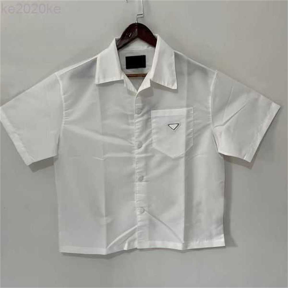 2022 United State women mens t shirts polos leisure brand short blouses shirt Classic inverted loose Imported high-quality nylon tooling EUR SIZE Summer jackets OABG, Navy
2022 United State women mens t shirts polos leisure brand short blouses shirt Classic inverted loose Imported high-quality nylon tooling EUR SIZE Summer jackets OABG, Navy