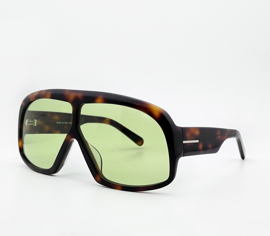 Fashion designer cassius 0965 sunglasses for mens women classic pilot shape oversized glasses summer trends unique style UV protection come with case
Fashion designer cassius 0965 sunglasses for mens women classic pilot shape oversized glasses summer trends unique style UV protection come with case