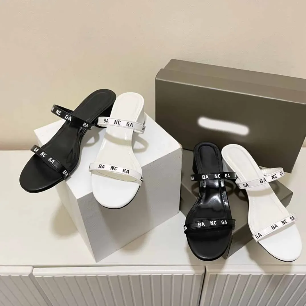 top quality Sandals 2023 sandals ladies summer high-heeled square toe Luxury designer sandal fashion party slide flip flops 5cm, Black
top quality Sandals 2023 sandals ladies summer high-heeled square toe Luxury designer sandal fashion party slide flip flops 5cm, Black
