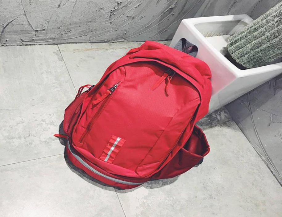DesignerNew Style Bag Men Backpacks Basketball Bag Sport Backpack School Bag For Teenager Outdoor Backpack Multifunctional Packag5940902, Black
DesignerNew Style Bag Men Backpacks Basketball Bag Sport Backpack School Bag For Teenager Outdoor Backpack Multifunctional Packag5940902, Black
