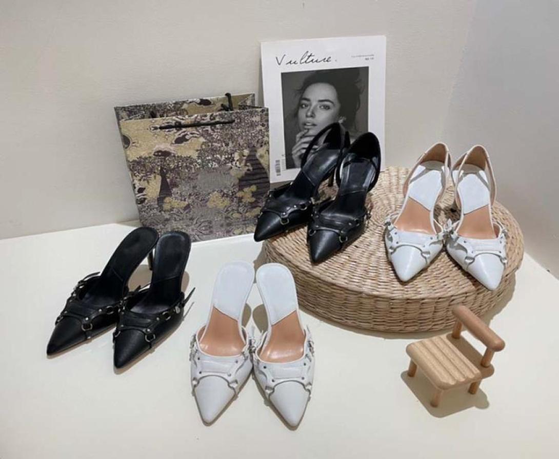 Ladies Designer Dress Shoes Luxury Quality High Heels Leather Made With Crystal Shiny Upper With Toe Lace Up Bow 34403545089, Black
Ladies Designer Dress Shoes Luxury Quality High Heels Leather Made With Crystal Shiny Upper With Toe Lace Up Bow 34403545089, Black