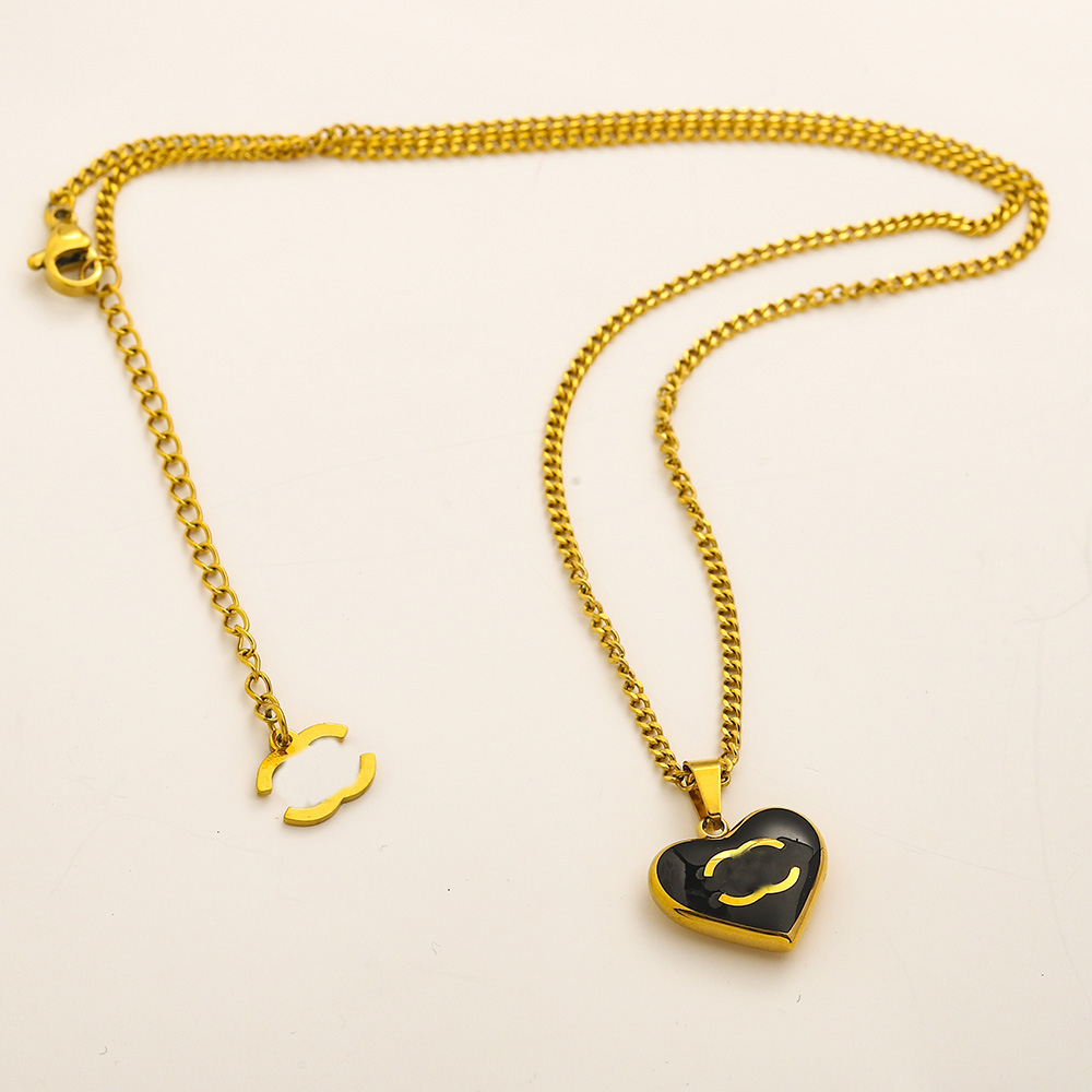 Never Fading 14K Gold Plated Luxury Brand Designer Pendants Necklaces Rose Gold Stainless Steel Double Letter Choker Pendant Necklace Chain Jewelry Accessories
Never Fading 14K Gold Plated Luxury Brand Designer Pendants Necklaces Rose Gold Stainless Steel Double Letter Choker Pendant Necklace Chain Jewelry Accessories