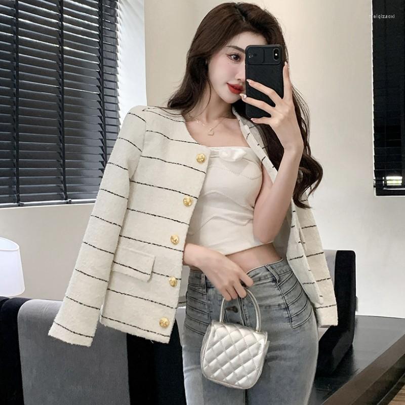 Women's Jackets 2023 Autumn Winter Ladies Elegant Stripe Tweed Jacket Coat Vintage Women Gold Buttons Long Sleeve Woolen Blended Outerwear, White
Women's Jackets 2023 Autumn Winter Ladies Elegant Stripe Tweed Jacket Coat Vintage Women Gold Buttons Long Sleeve Woolen Blended Outerwear, White
