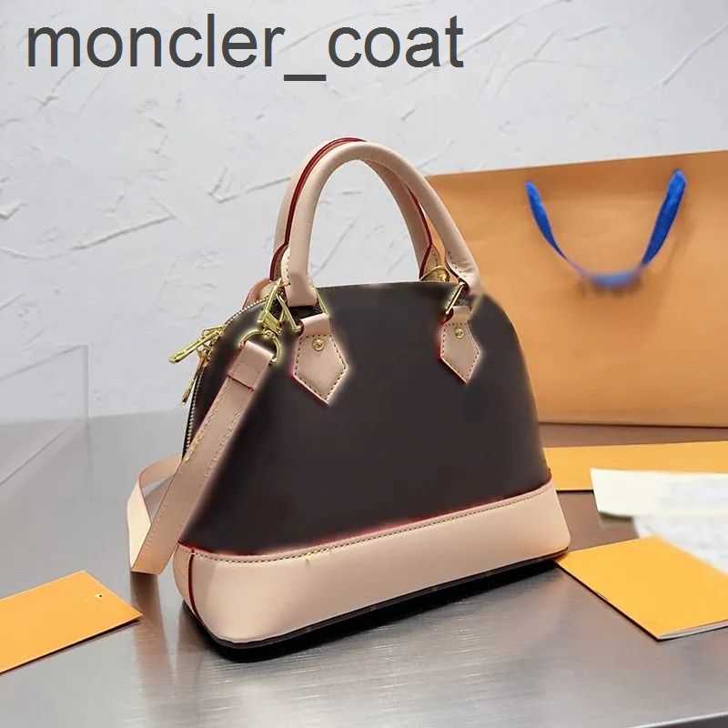 Drawstring Designer Shoulder Shell Bag Fashion Crossbody Handbag Luxury Leather Messenger Tote Handbags Women purse, Brown
Drawstring Designer Shoulder Shell Bag Fashion Crossbody Handbag Luxury Leather Messenger Tote Handbags Women purse, Brown