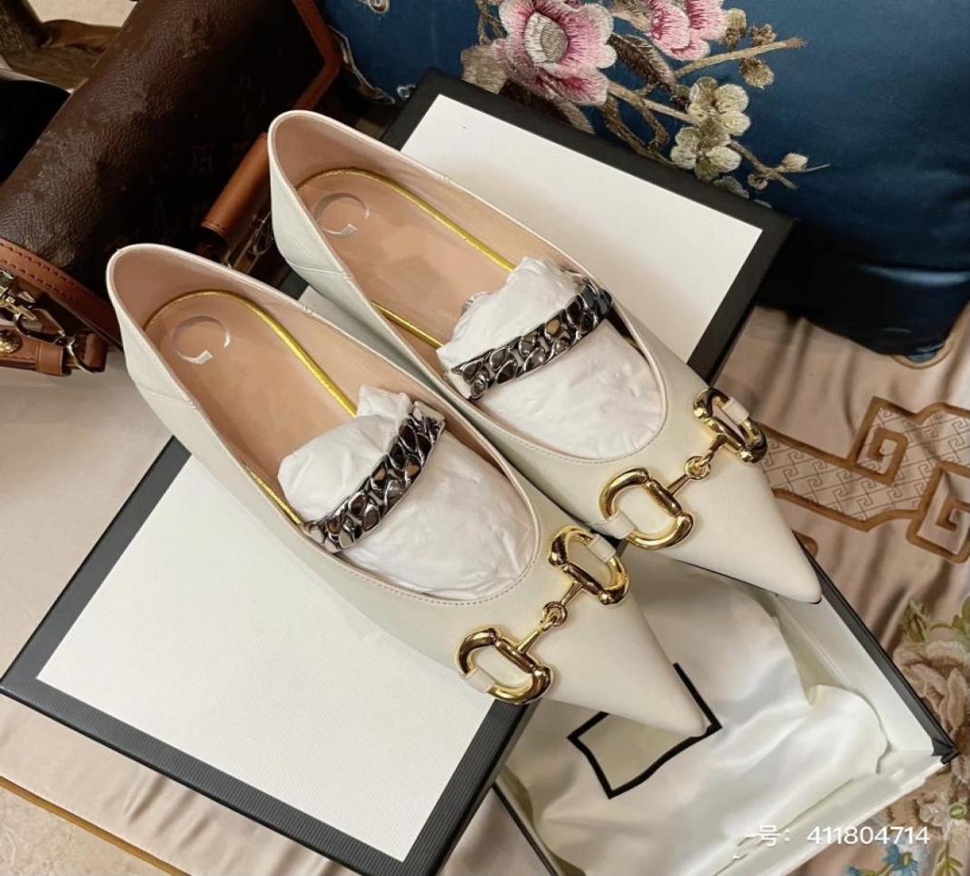 Paris 2022 Luxury designer Women Flats Sandals classic Womans Loafers pointed Toe Slip on Fashion brands Flat Casual channel Shoes5279043, White
Paris 2022 Luxury designer Women Flats Sandals classic Womans Loafers pointed Toe Slip on Fashion brands Flat Casual channel Shoes5279043, White