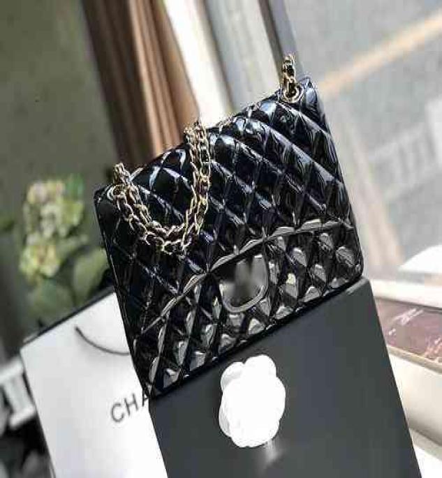 CC Bags Luxury Brand design 1113 woman039s Letter plaid shoulder Chain bag lambskin handbag vintage messenger bag patent leathe3065191
CC Bags Luxury Brand design 1113 woman039s Letter plaid shoulder Chain bag lambskin handbag vintage messenger bag patent leathe3065191