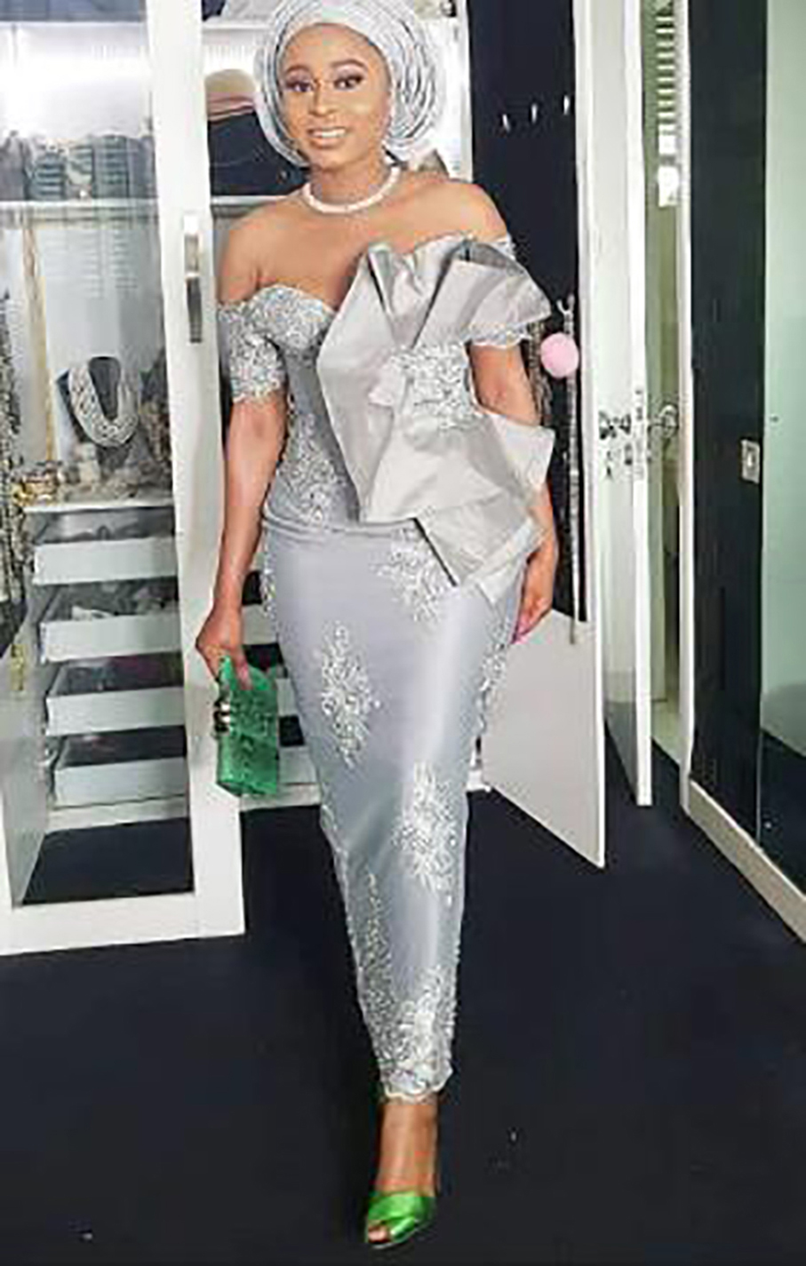2023 Mermaid Aso Ebi Short Sleeve Prom Dresses Appliques Lace Off The Shoulder Silver Evening Gowns Dubai Women Party Dress, Water melon
2023 Mermaid Aso Ebi Short Sleeve Prom Dresses Appliques Lace Off The Shoulder Silver Evening Gowns Dubai Women Party Dress, Water melon