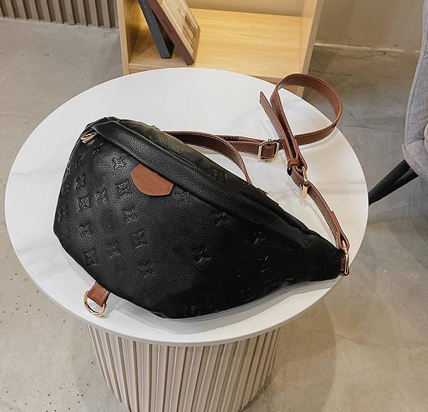 New leather presbyard brand casual all-in-one unisex chest bag large capacity cross-body bags for women tide, 23*18*13cm
New leather presbyard brand casual all-in-one unisex chest bag large capacity cross-body bags for women tide, 23*18*13cm