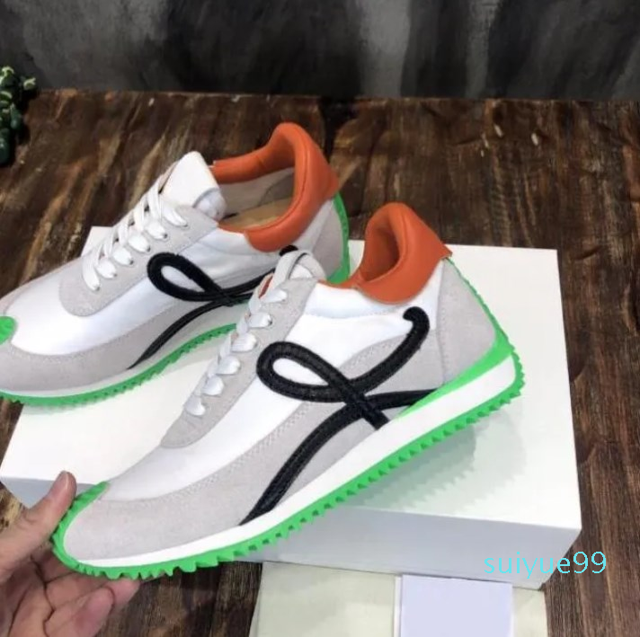 Designer Flow Runner Sneaker Casual Shoe Mens Womens Casual Shoes In Nylon Suede Sneakers Lace Up Soft Upper Honey Rubber Wave Sole Szie 35-45, Color25
Designer Flow Runner Sneaker Casual Shoe Mens Womens Casual Shoes In Nylon Suede Sneakers Lace Up Soft Upper Honey Rubber Wave Sole Szie 35-45, Color25