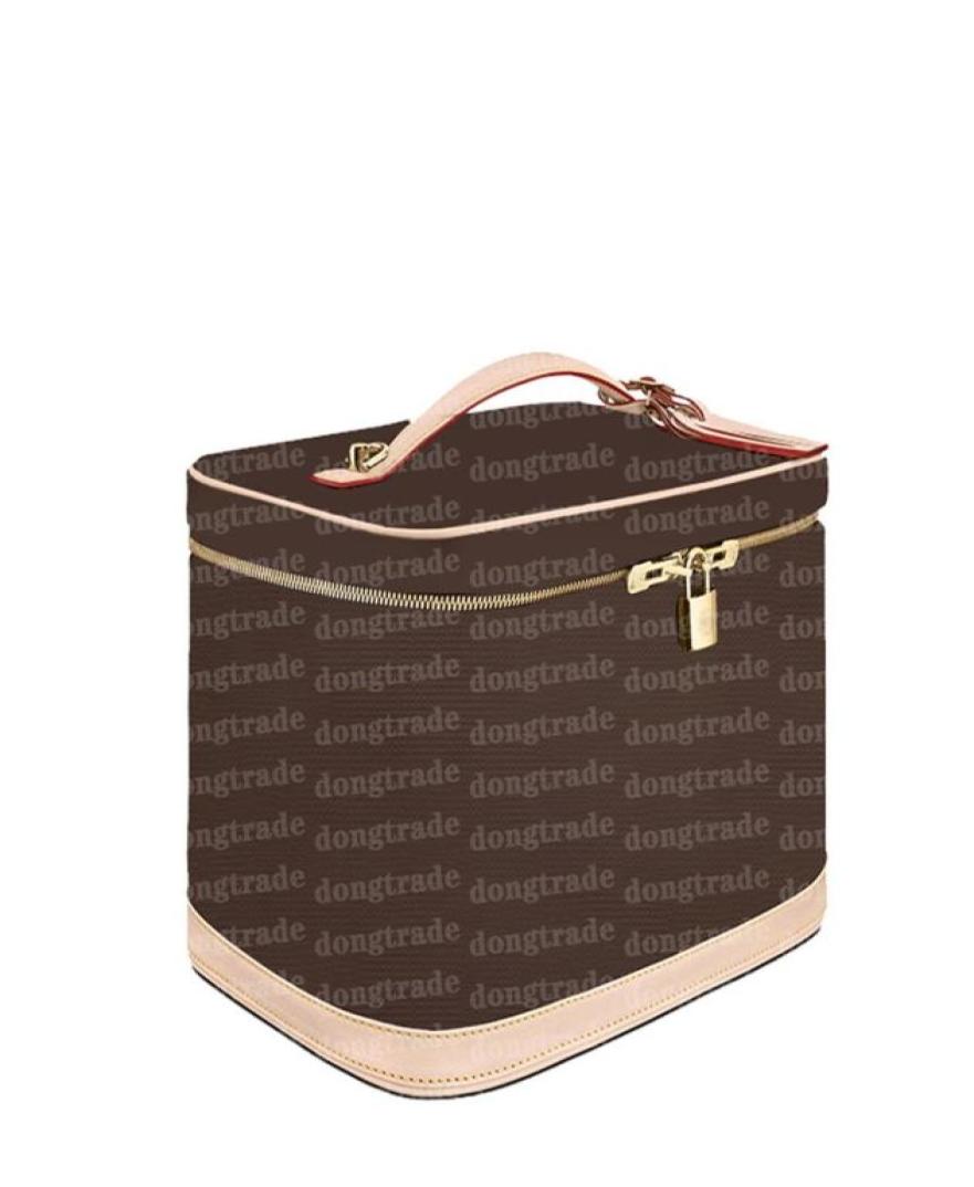 Toiletry Pouch Women Designer Bags Ladies Classic Luxury Handbags Cosmetic Messnger Handbag Crossbody Totes Protection Coin Purses9738307, Dark grey
Toiletry Pouch Women Designer Bags Ladies Classic Luxury Handbags Cosmetic Messnger Handbag Crossbody Totes Protection Coin Purses9738307, Dark grey
