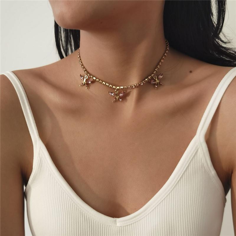 Chains Fashion All-match Small Butterfly Pendant Necklace Accessories Korean Version Women's Simple Temperament Generous Clavicle Chain
Chains Fashion All-match Small Butterfly Pendant Necklace Accessories Korean Version Women's Simple Temperament Generous Clavicle Chain