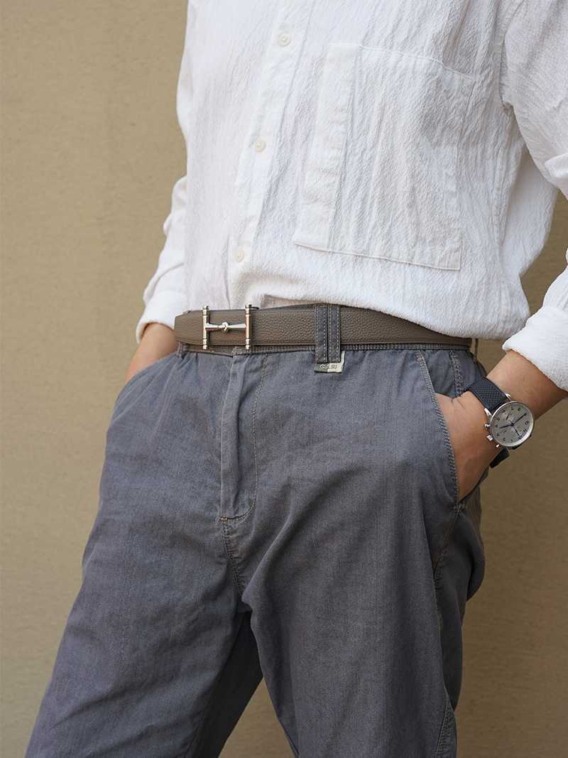 Designer Jisha Yanwu Head Layer Cowhide Simple Men's Formal Belt Business Casual Plate Buckle H Home Model 7
Designer Jisha Yanwu Head Layer Cowhide Simple Men's Formal Belt Business Casual Plate Buckle H Home Model 7