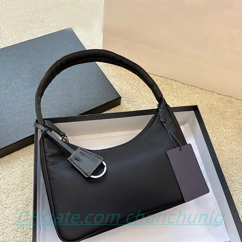 Top quality Luxurys Designer hobo shoulder bags for women pack lady Tote chains handbags Cross body Bags presbyopic purse vintage Clutch Bags wallet, Red
Top quality Luxurys Designer hobo shoulder bags for women pack lady Tote chains handbags Cross body Bags presbyopic purse vintage Clutch Bags wallet, Red