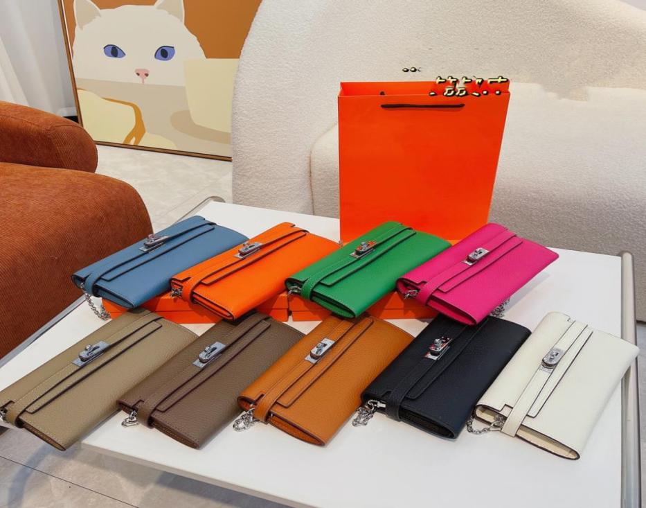 Fashion party dinner ladies small bags luxury designer metal chain handbag large capacity messenger shoulder bag storage shopping 6436950, Sky blue
Fashion party dinner ladies small bags luxury designer metal chain handbag large capacity messenger shoulder bag storage shopping 6436950, Sky blue