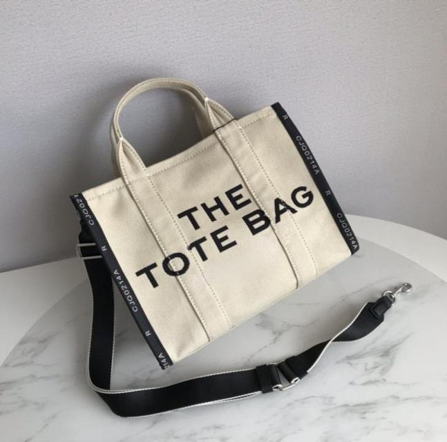 Top Quality Designer Shoulder Bag Letter Print Stripe Evening Bags Large Capacity Tote Canvas Female Casual Handbags6968220, Nude
Top Quality Designer Shoulder Bag Letter Print Stripe Evening Bags Large Capacity Tote Canvas Female Casual Handbags6968220, Nude