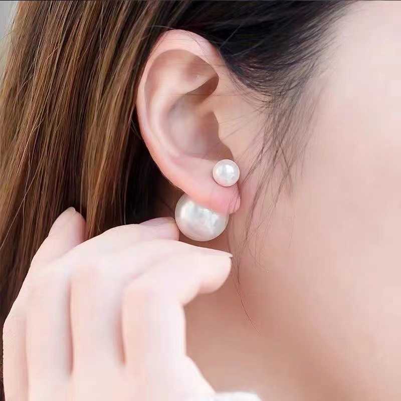 silver double-sided pearl earrings with feminine temperament earrings mesh red dual purpose large and small earrings anti allergic factory
silver double-sided pearl earrings with feminine temperament earrings mesh red dual purpose large and small earrings anti allergic factory