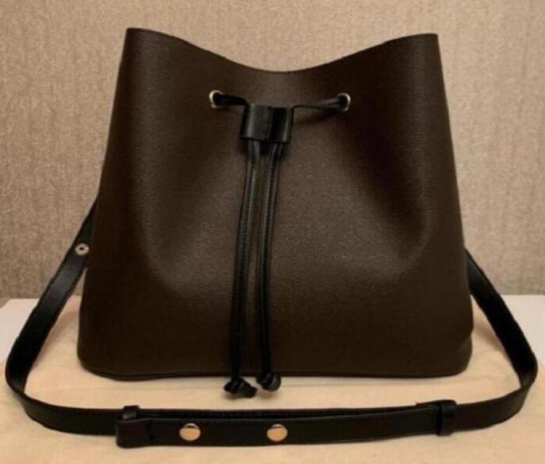 Bucket shape women messenger bag lady Genuine Leather designers bags with different color straps 1801371, Beige
Bucket shape women messenger bag lady Genuine Leather designers bags with different color straps 1801371, Beige