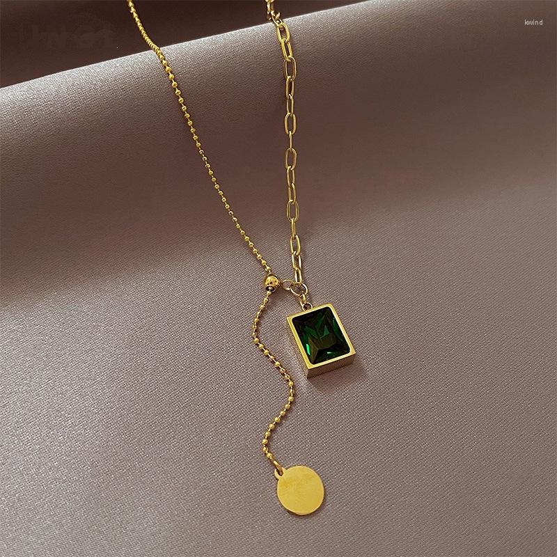 Pendant Necklaces Retro Emerald Stitched Clavicle Chain Female Simple Minority Adjustable Necklace Cool Style Titanium Steel Neck Summer
Pendant Necklaces Retro Emerald Stitched Clavicle Chain Female Simple Minority Adjustable Necklace Cool Style Titanium Steel Neck Summer