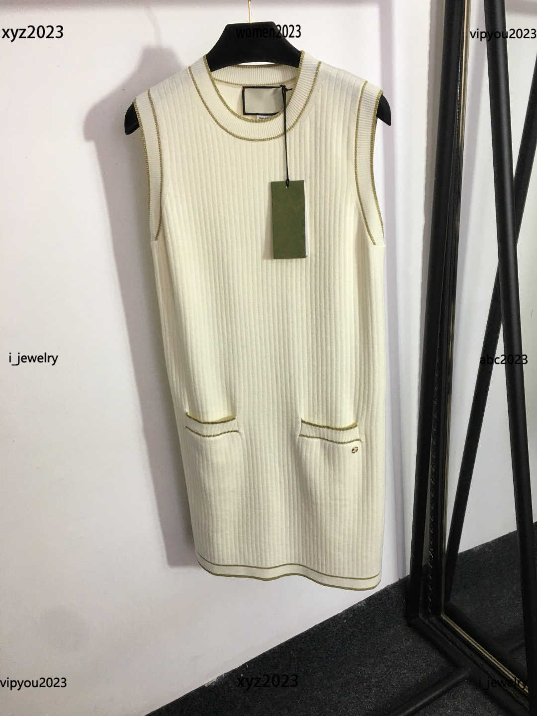 designer dress round neck dresses for woman Size -L Bright Silk Blended Knitted Tank Top Dress high quality skirt May25, #1
designer dress round neck dresses for woman Size -L Bright Silk Blended Knitted Tank Top Dress high quality skirt May25, #1