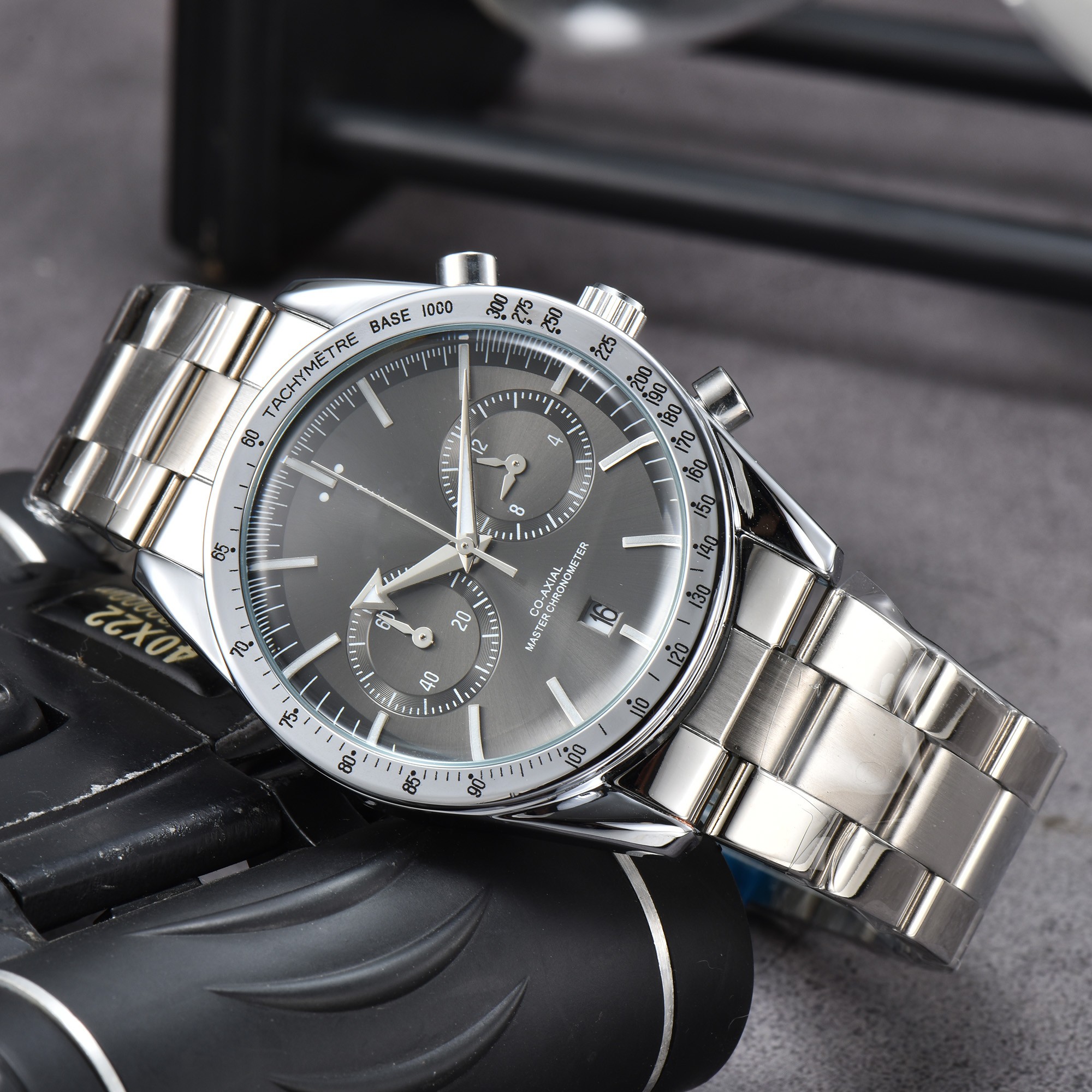 2023 Luxury men's quartz full function formal wear watch with timing function solid strap, Gray
2023 Luxury men's quartz full function formal wear watch with timing function solid strap, Gray