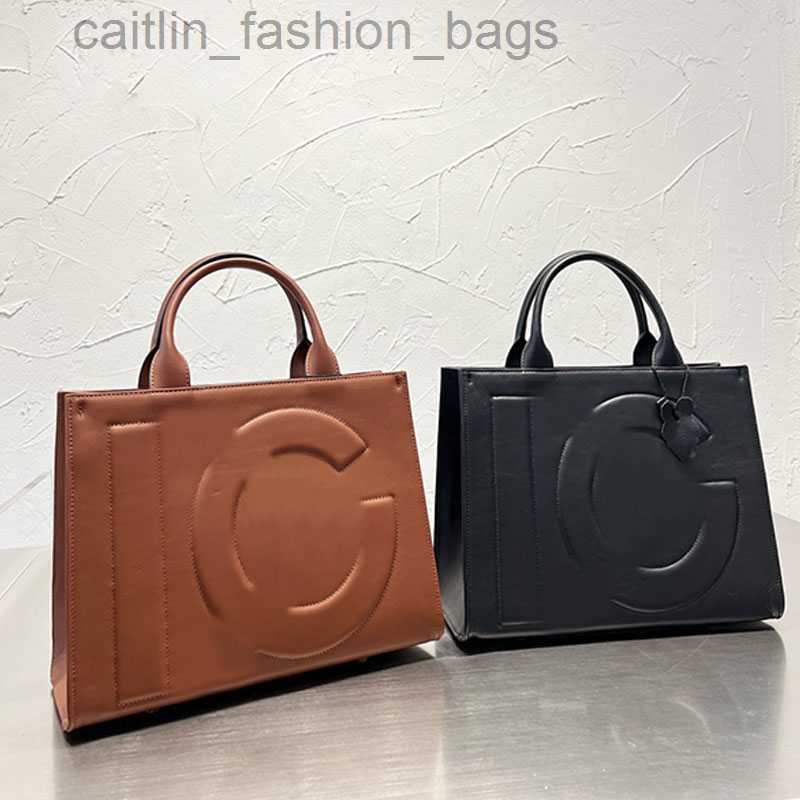 Shoulder Bags Shoulder Bags Fashion Genuine Leather Shopping Handbag Fashion Women Big Capacity Letter Zipper Closure Travel Cross Body Black Pouch Tote Purse
Shoulder Bags Shoulder Bags Fashion Genuine Leather Shopping Handbag Fashion Women Big Capacity Letter Zipper Closure Travel Cross Body Black Pouch Tote Purse