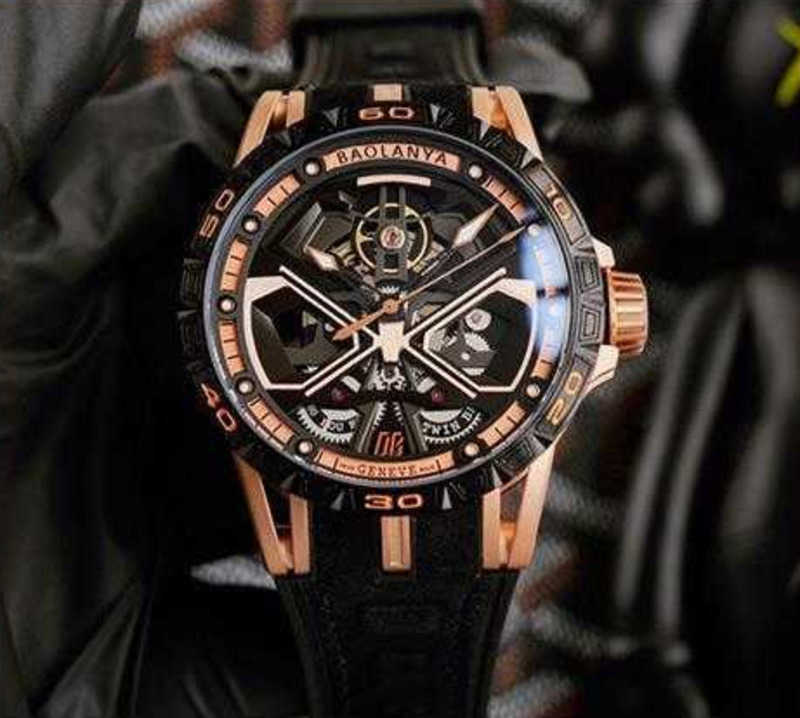 Super complex chronograph wrist watches for man New Automatic Men's Roges King Hollow out Waterproof Large Dial Fashion Trend Designer Luxury Style 1p, Section d
Super complex chronograph wrist watches for man New Automatic Men's Roges King Hollow out Waterproof Large Dial Fashion Trend Designer Luxury Style 1p, Section d