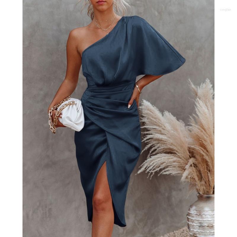 Casual Dresses Women One Shoulder Batwing Sleeve Ruched Asymmetrical Satin Midi Bodycon, Navy blue
Casual Dresses Women One Shoulder Batwing Sleeve Ruched Asymmetrical Satin Midi Bodycon, Navy blue