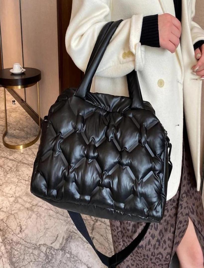 Evening Bags High Capacity Space Handbags For Women 2021 Shoulder Bag Fashion Trend Lightweight Cotton Black Messenger And Purses4425678
Evening Bags High Capacity Space Handbags For Women 2021 Shoulder Bag Fashion Trend Lightweight Cotton Black Messenger And Purses4425678