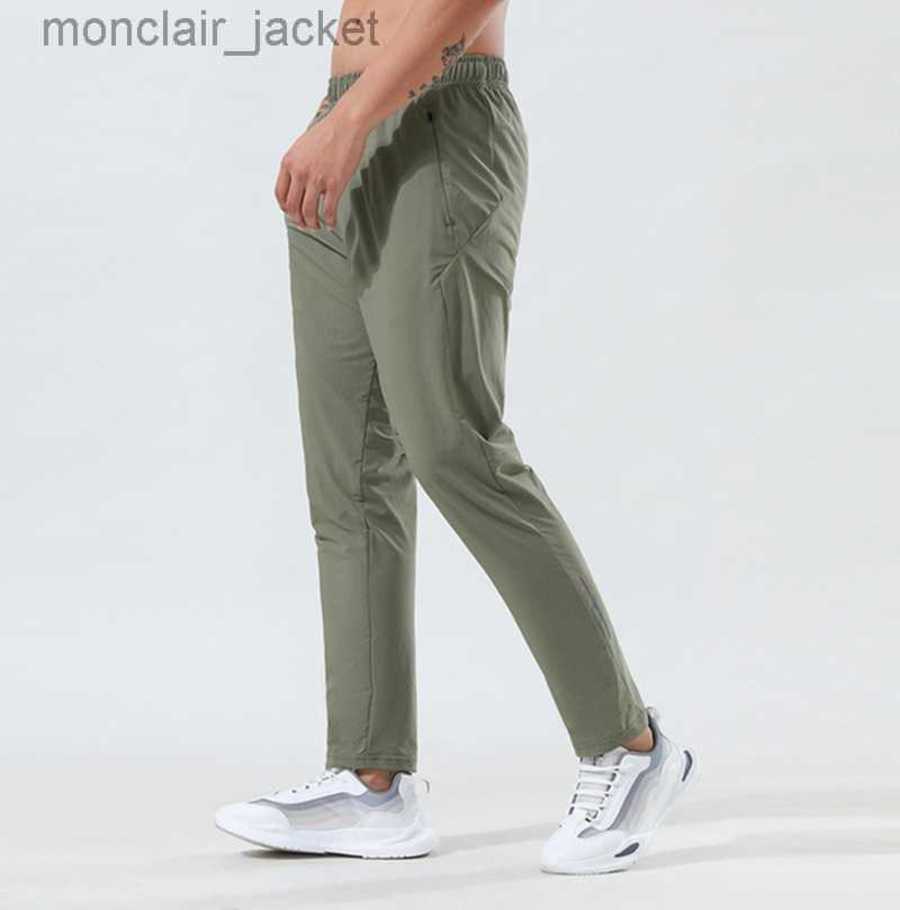 Designer Women Luyoga New Summer Men's Sports Pants Outdoor Fitness Running Solid Color Breathable Men's Pants 2915 Lululemens Men, Black
Designer Women Luyoga New Summer Men's Sports Pants Outdoor Fitness Running Solid Color Breathable Men's Pants 2915 Lululemens Men, Black