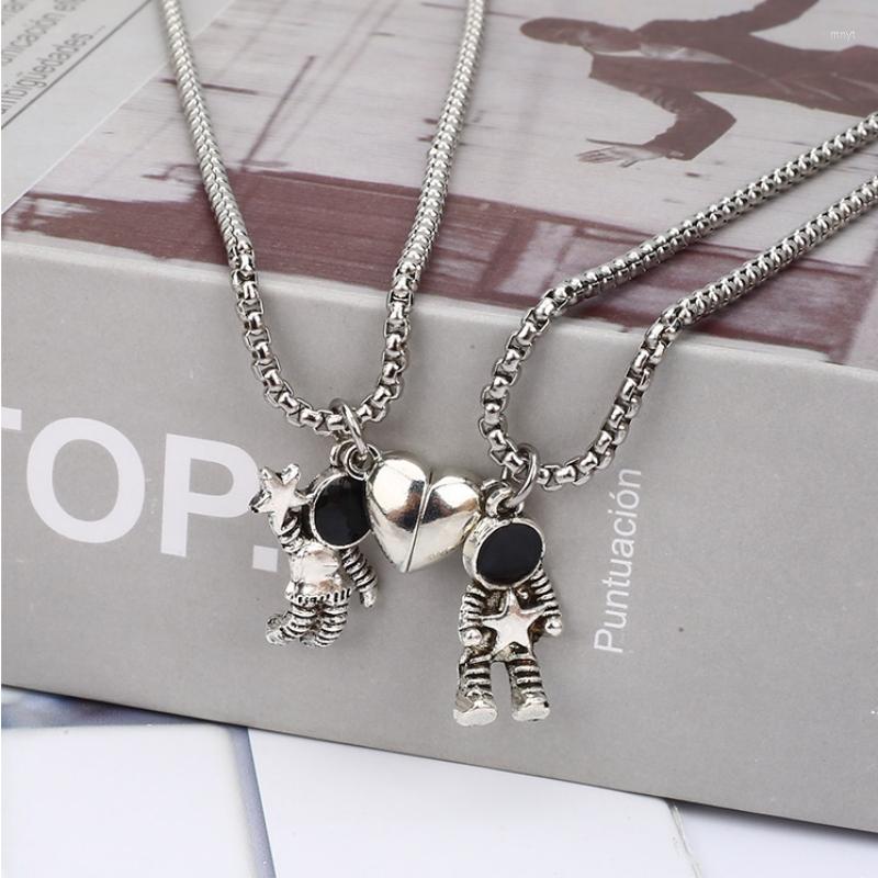 Pendant Necklaces Astronauts Couple Stainless Steel Necklace Magnetic Heart For Women Men Valentine's Day Friend Gifts
Pendant Necklaces Astronauts Couple Stainless Steel Necklace Magnetic Heart For Women Men Valentine's Day Friend Gifts