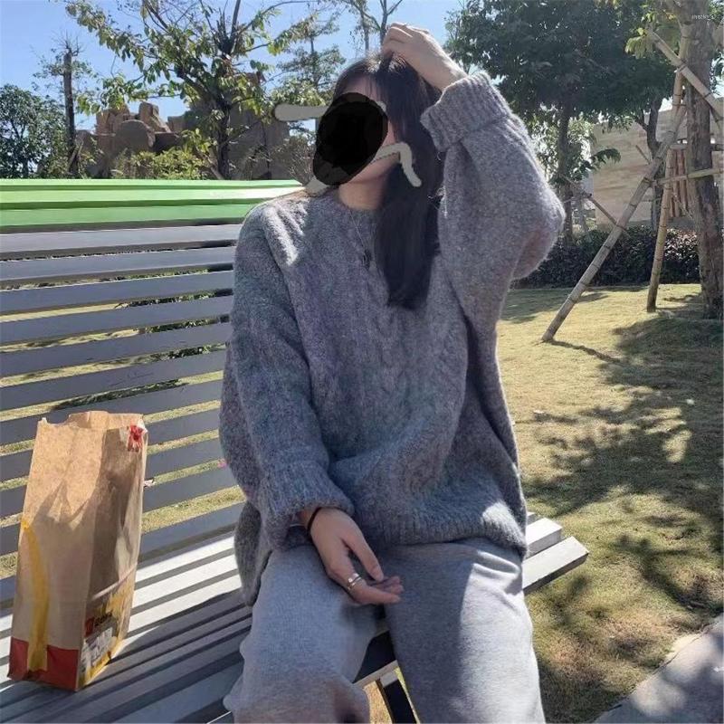 Women's Sweaters Sweater Woman Autumn/winter Solid Color Twist Knitting Loose Korean Style O-neck Thick Woman's Drop YYG2283, Random color
Women's Sweaters Sweater Woman Autumn/winter Solid Color Twist Knitting Loose Korean Style O-neck Thick Woman's Drop YYG2283, Random color