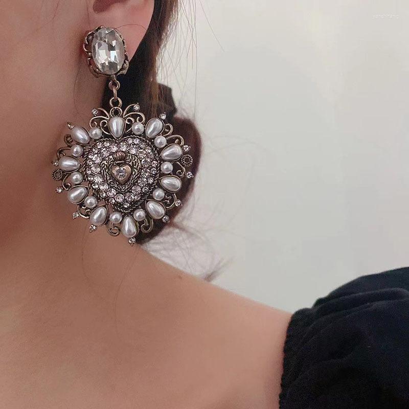 Dangle Earrings Vintage Pearl Rhinestone Drop Bohemian Heart Bridal For Women Fashion Jewelry Accessories Gift
Dangle Earrings Vintage Pearl Rhinestone Drop Bohemian Heart Bridal For Women Fashion Jewelry Accessories Gift