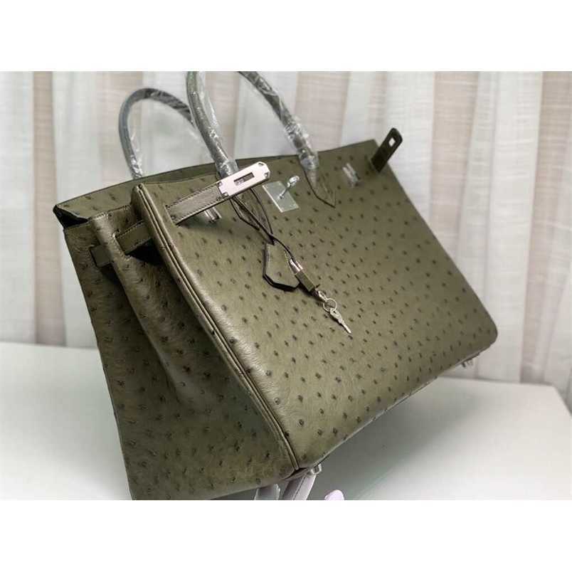 Designer Bag Ostrich Totes 7A Quality Genuine Leather H ermes Birkin Bag Ostrich 40cm Wax Thread Sewn Large Capacity, Olive green (plus)
Designer Bag Ostrich Totes 7A Quality Genuine Leather H ermes Birkin Bag Ostrich 40cm Wax Thread Sewn Large Capacity, Olive green (plus)