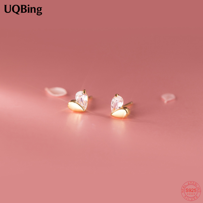 925 Sterling Silver 18K Gold Plated Earrings Simple Luxury CZ Zircon Cute Heart Shape Stud Earrings for Women Wedding Jewelry
925 Sterling Silver 18K Gold Plated Earrings Simple Luxury CZ Zircon Cute Heart Shape Stud Earrings for Women Wedding Jewelry