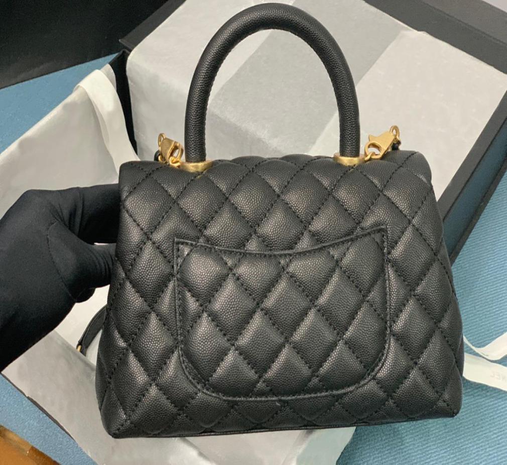 Classic Designers Shoulder Bags Handbags Top Quality Woman Fashion Genuine Leather designer handbag Women Flap Letters Black Cross1995830, Sky blue
Classic Designers Shoulder Bags Handbags Top Quality Woman Fashion Genuine Leather designer handbag Women Flap Letters Black Cross1995830, Sky blue