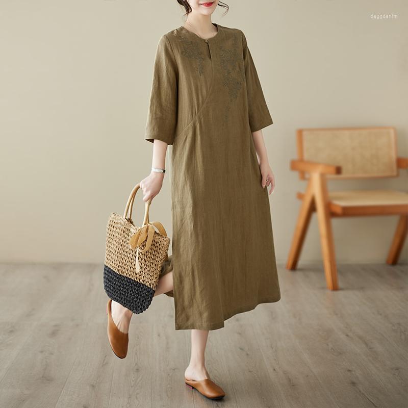 Party Dresses 2023 Arrival Cotton Linen Embroidery Vintage Chinese Style Spring Summer Dress Fashion Women Casual Lady Work, Green
Party Dresses 2023 Arrival Cotton Linen Embroidery Vintage Chinese Style Spring Summer Dress Fashion Women Casual Lady Work, Green