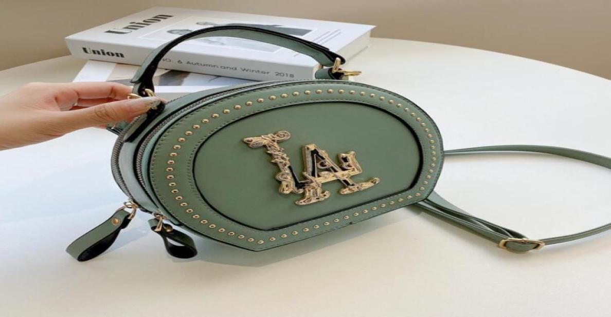 Luxury high quality Famous Women Bags Designer Brand Lady Classic Plaid Shoulder Crossbody Leather Messenger handbags9755892, Peach
Luxury high quality Famous Women Bags Designer Brand Lady Classic Plaid Shoulder Crossbody Leather Messenger handbags9755892, Peach