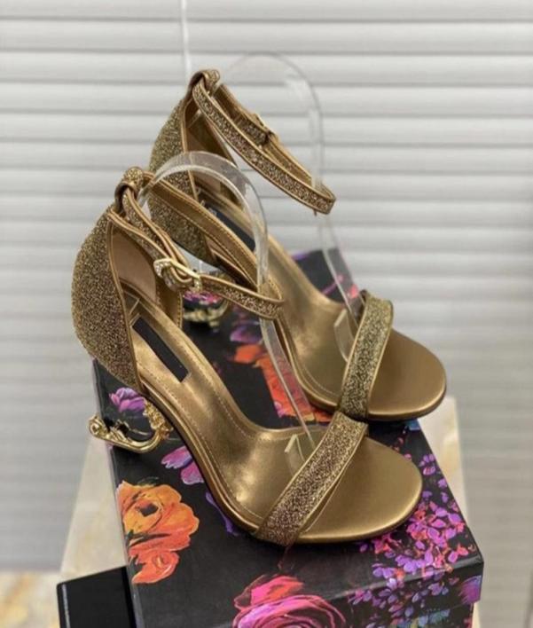 woman slippers fashion Beach Thick bottom slippers platform Alphabet lady Sandals Leather High heel slipper With box by shoe10 017743714, Dark grey
woman slippers fashion Beach Thick bottom slippers platform Alphabet lady Sandals Leather High heel slipper With box by shoe10 017743714, Dark grey