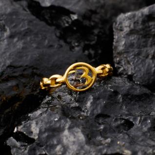 European and American Hip Hop Style Cross Chain Ring High-Grade Light Luxury Personality Design Letters Ring Quality
European and American Hip Hop Style Cross Chain Ring High-Grade Light Luxury Personality Design Letters Ring Quality