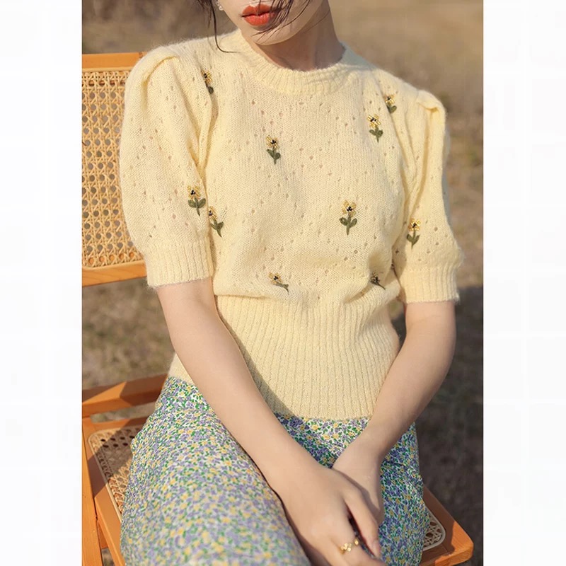 Womens summer short puff sleeve o-neck embroidery flower knitted tees shirt tops SMLXL