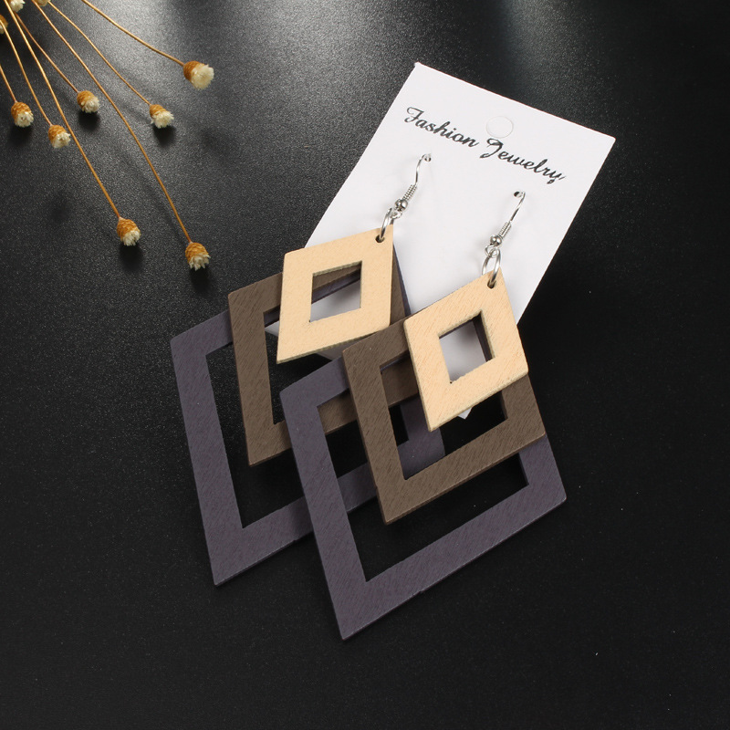 BELLAHYDIARY Fashion Boho Geometric Multilayer Wood Earrings For Women Jewelry Statement Hollow African Indian Wooden Earring
BELLAHYDIARY Fashion Boho Geometric Multilayer Wood Earrings For Women Jewelry Statement Hollow African Indian Wooden Earring