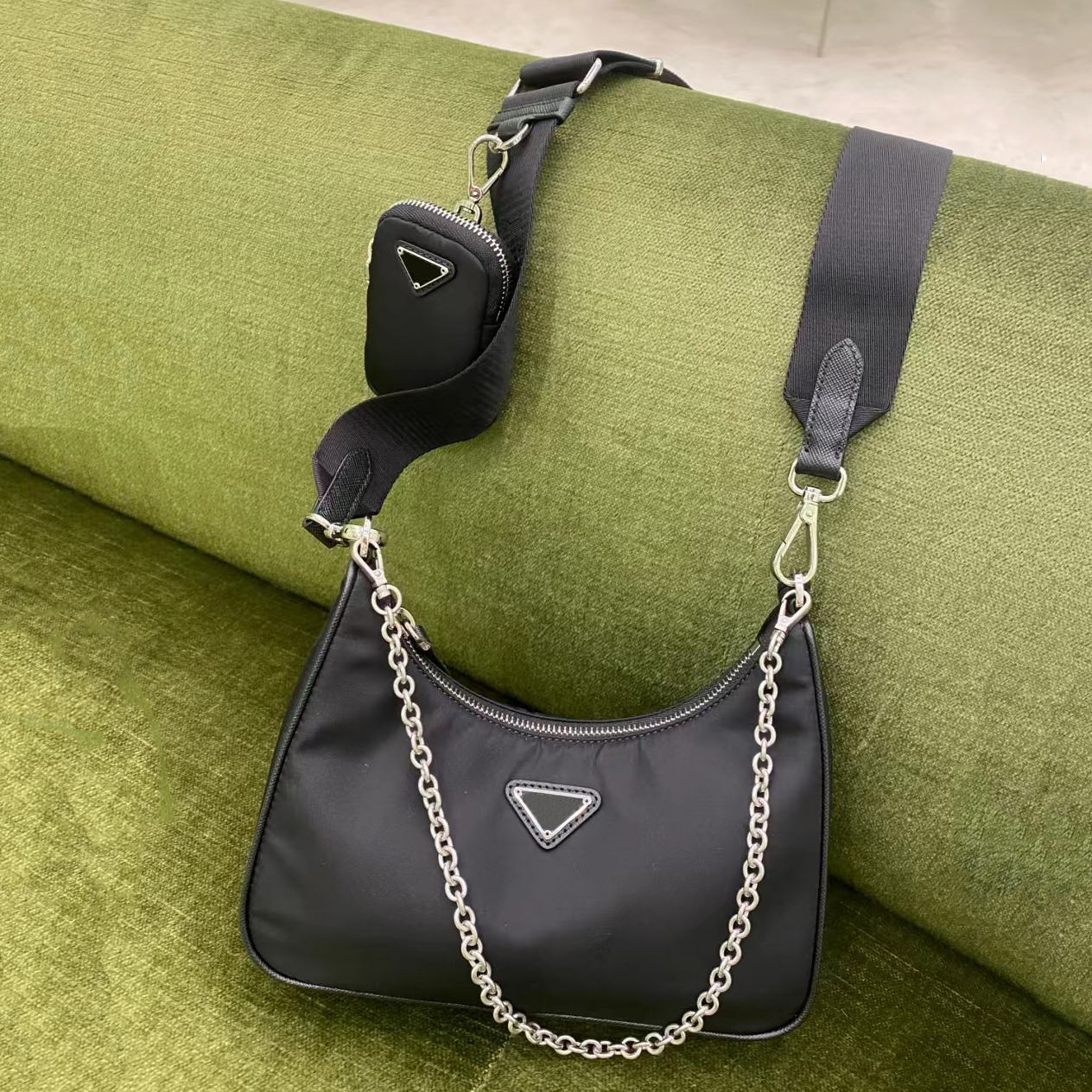 Designer 3 Piece Women's Nylon Shoulder Bag Hobo Bag Handbag Women's Underarm Shoulder Bag Nylon Fabric Purse Letter Solid Color wallet 02, #6
Designer 3 Piece Women's Nylon Shoulder Bag Hobo Bag Handbag Women's Underarm Shoulder Bag Nylon Fabric Purse Letter Solid Color wallet 02, #6