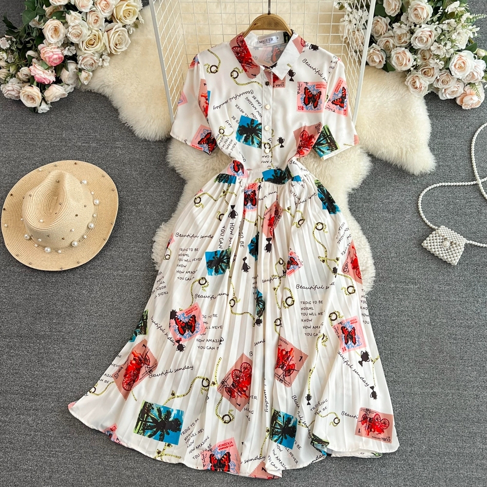 2023 Summer Korean Edition Gentle Style Retro Temperament Short Sleeve Polo Neck Wrapped Waist Slim A-line Printed Pleated Dress, White background decor
2023 Summer Korean Edition Gentle Style Retro Temperament Short Sleeve Polo Neck Wrapped Waist Slim A-line Printed Pleated Dress, White background decor