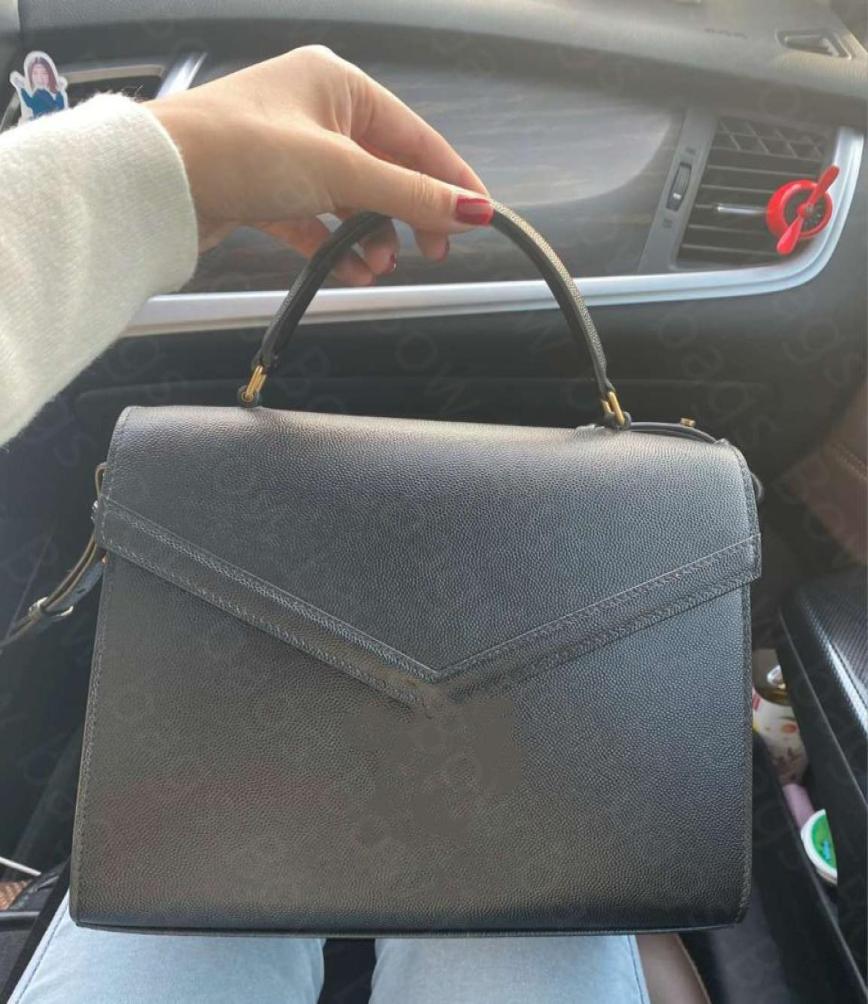 Luxury designer Shoulder Bags Women handbag Ladies Famous Crossbody Party Package Luxurys Handbags Fashion Totes Bag Handbags3062168, Red
Luxury designer Shoulder Bags Women handbag Ladies Famous Crossbody Party Package Luxurys Handbags Fashion Totes Bag Handbags3062168, Red
